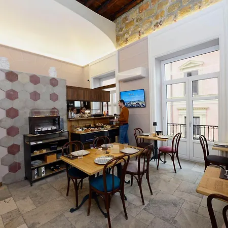 Heritage Collection Oda ve Kahvaltı 4*