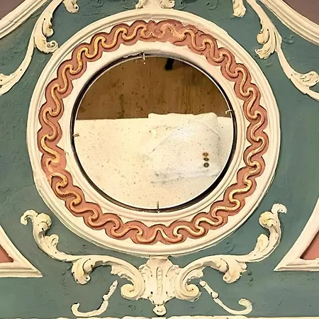 Oda ve Kahvaltı Heritage Collection 4*