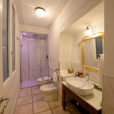 Heritage Collection Bed & Breakfast 4*